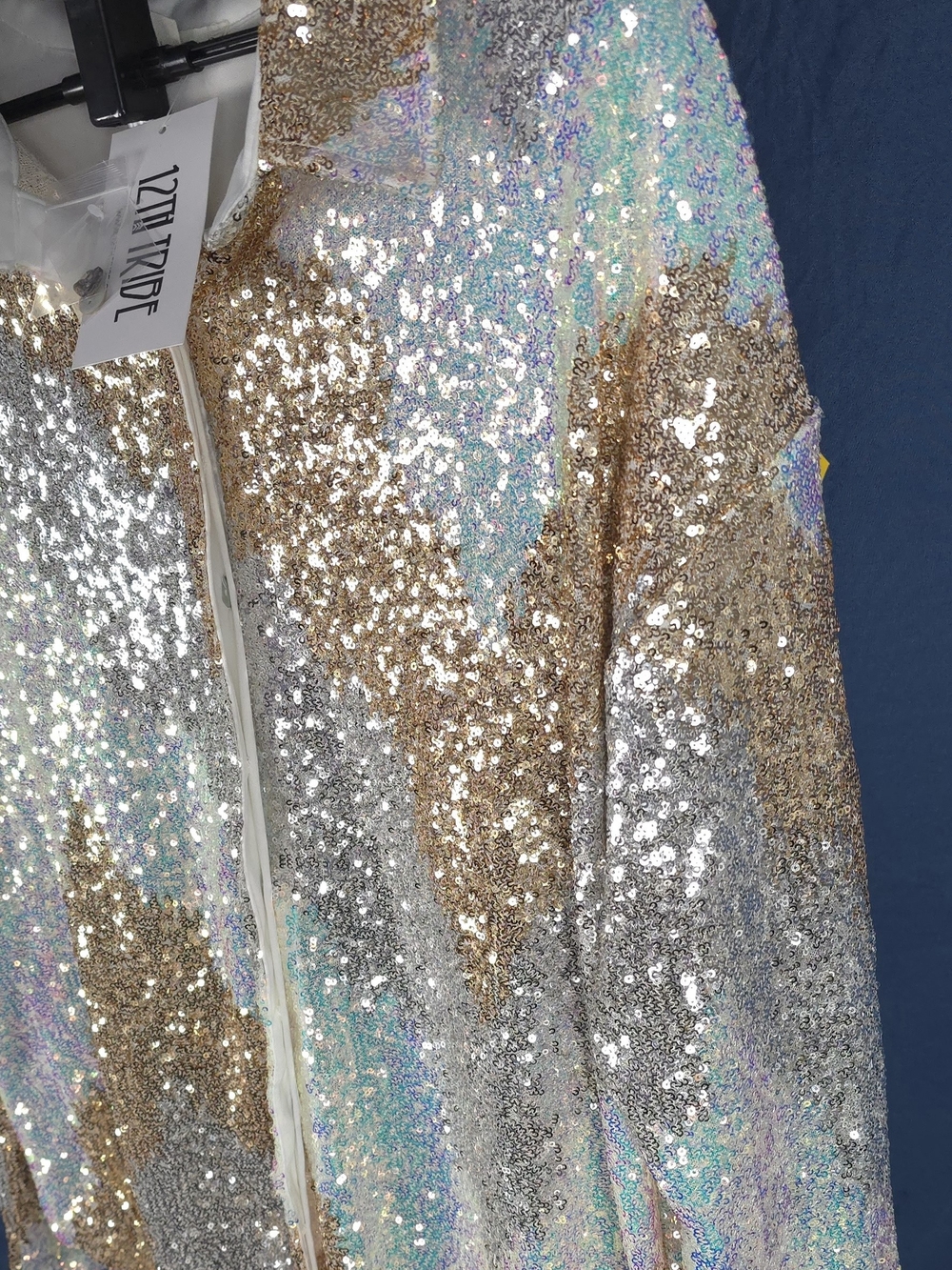 NWT 12th Tribe Genevieve Sequin Button Up L Gold, Silver, Aqua - Picture 3 of 16